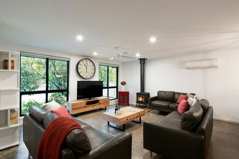 Tessies House - Coogee Beach Accommodation 0