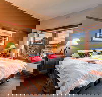 The Kermandie Hotel - Coogee Beach Accommodation