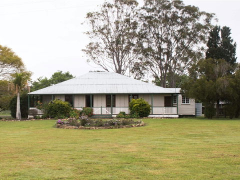 Vineyard Cottage - Coogee Beach Accommodation 0