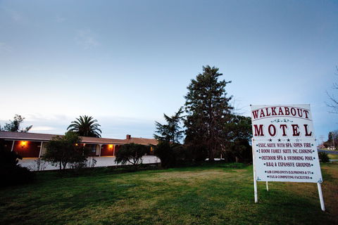 Walkabout Motel - Coogee Beach Accommodation 0