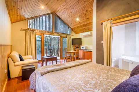 Wanderers Retreat - Coogee Beach Accommodation 2