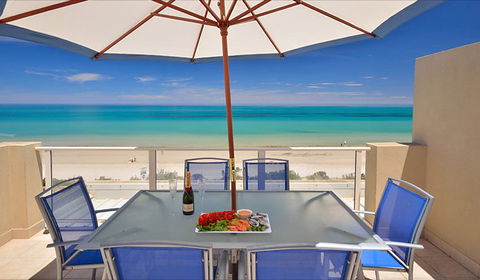 Adelaide Luxury Beach House - Coogee Beach Accommodation 0