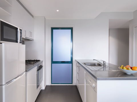 Adina Apartment Hotel St Kilda - Coogee Beach Accommodation 2