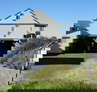 Angler's Arms and Fisherman's Cottage - Coogee Beach Accommodation