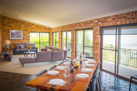 Aquila - Coogee Beach Accommodation 1