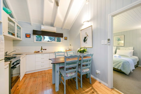 Blue Moon Cottages - Coogee Beach Accommodation 1