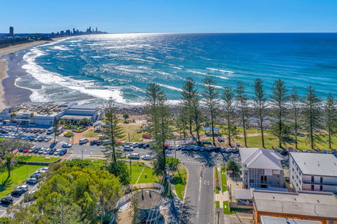 Bujerum Apartments On Burleigh - Coogee Beach Accommodation 0