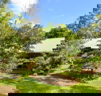 Bushland Cottages and Lodge Yungaburra - Coogee Beach Accommodation