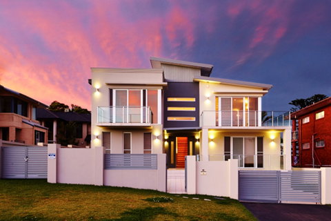 Casa Del Mar - Coogee Beach Accommodation 1