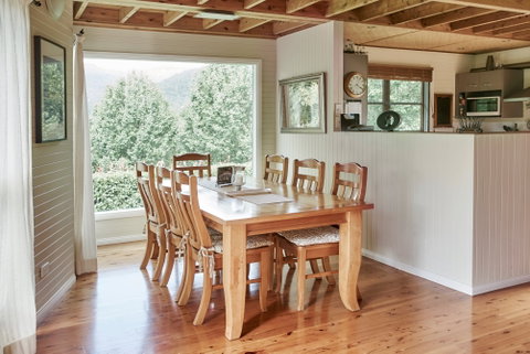 Cloud Nine Chalet - Coogee Beach Accommodation 1
