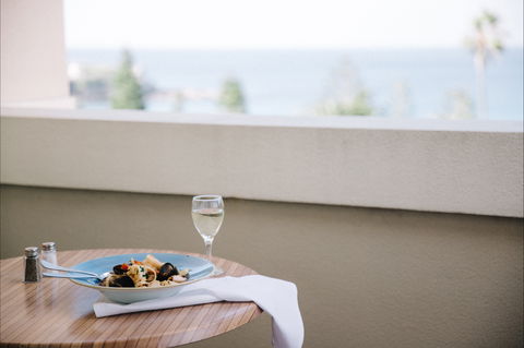 Coogee Bay Hotel - Coogee Beach Accommodation 0