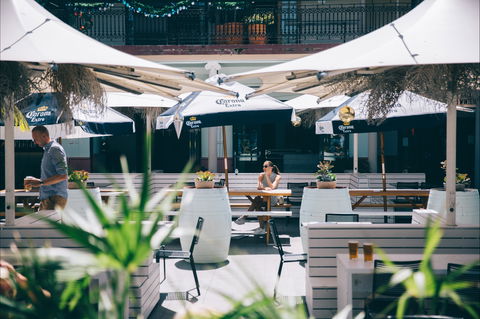 Coogee Bay Hotel - Coogee Beach Accommodation 2