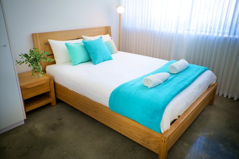 Cottesloe Artist's Beach Retreat - Coogee Beach Accommodation 2