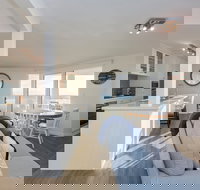 Cottesloe Blue Apartment - Coogee Beach Accommodation