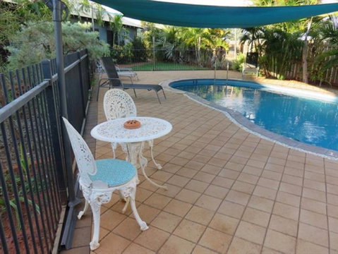 Demco Bed And Breakfast - Coogee Beach Accommodation 0