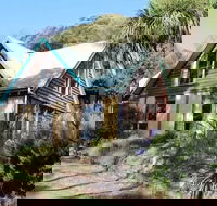 Eastern Reef Cottages - Coogee Beach Accommodation