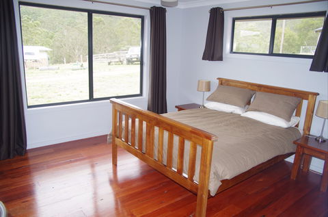 Ewetopia Farm - Coogee Beach Accommodation 1