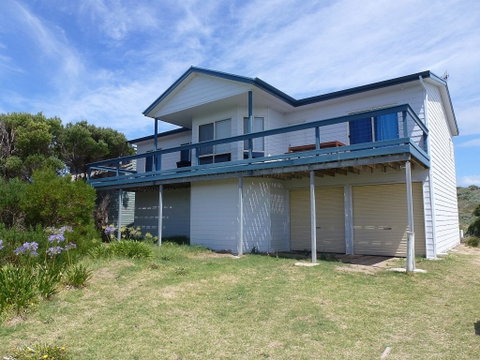 Flying Dutchmen - Coogee Beach Accommodation 1