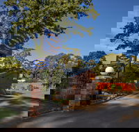 Golden Country Motel and Caravan Park - Coogee Beach Accommodation