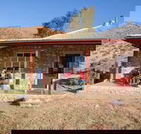 Grindell's Hut - Coogee Beach Accommodation
