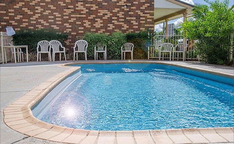 Highway Inn Motel - Coogee Beach Accommodation 0