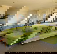 Horizons part of Blue Fin Holiday Homes - Coogee Beach Accommodation