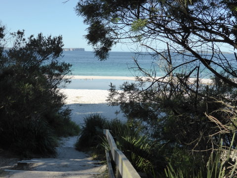 Hyams Beach Hideaway - Coogee Beach Accommodation 2