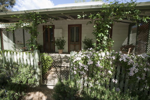 Laidlaw Cottage - Coogee Beach Accommodation 1