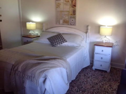 Poets On Mertin - Coogee Beach Accommodation 0