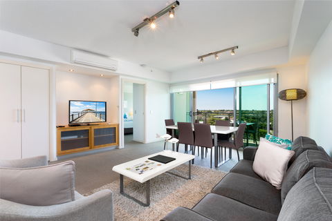 Proximity Waterfront Apartments - Coogee Beach Accommodation 2