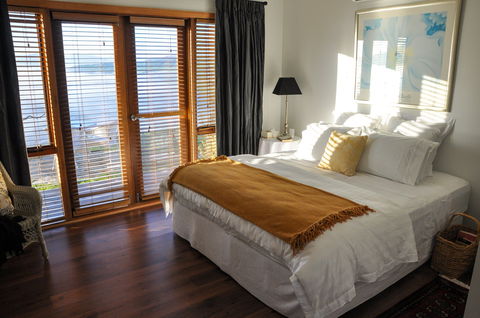 Riverview Lodge - Coogee Beach Accommodation 1