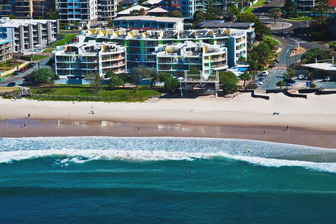 Rolling Surf Resort - Coogee Beach Accommodation 0