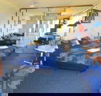 Sisleys Motel - Coogee Beach Accommodation