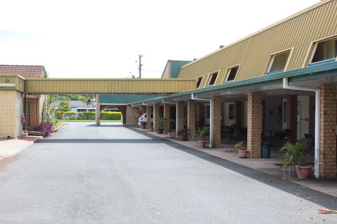 Sun Plaza Motel - Mackay - Coogee Beach Accommodation 2