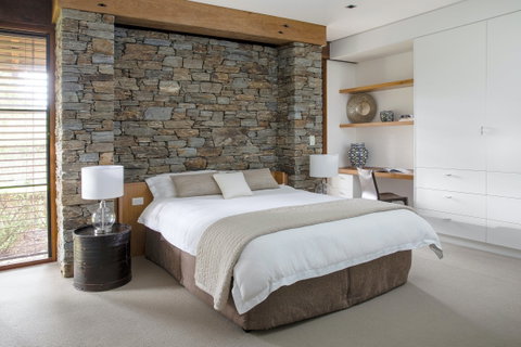 Sweven Estate - Coogee Beach Accommodation 1