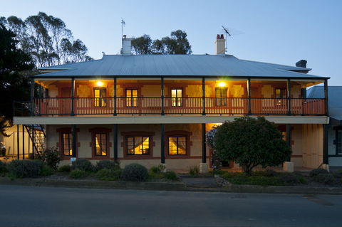 The Coffee Palace - Coogee Beach Accommodation 0
