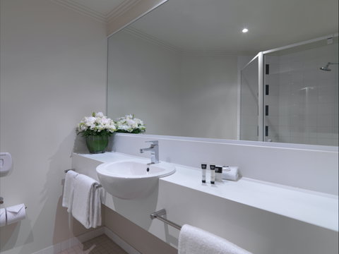 Travelodge Hotel Melbourne Southbank - Coogee Beach Accommodation 2
