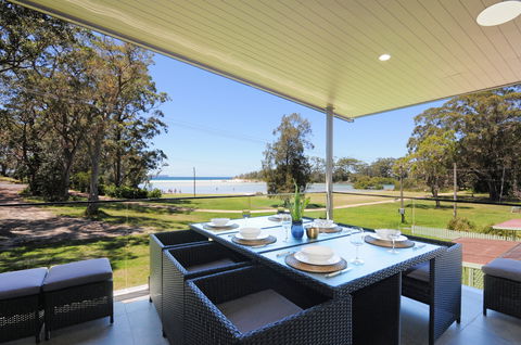 Water View Jervis Bay - Coogee Beach Accommodation 0