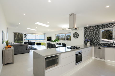 Water View Jervis Bay - Coogee Beach Accommodation 1