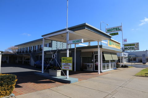 Wattle Tree Motel - Coogee Beach Accommodation 1