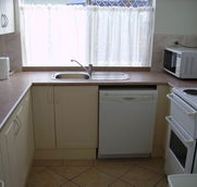 Sunseeker Holiday Units - Coogee Beach Accommodation