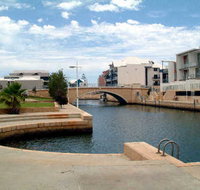 Crest Del Mar Apartments - Coogee Beach Accommodation