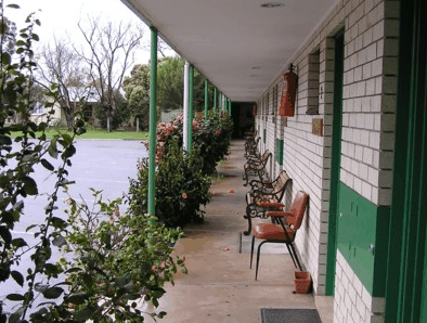 Mount Barker Valley Views Motel & Chalets - Coogee Beach Accommodation 4