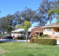 Commercial Golf Resort - Coogee Beach Accommodation