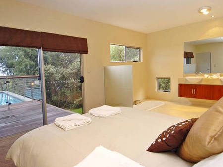 A La Plage - Coogee Beach Accommodation 2