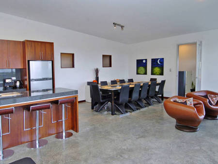 A La Plage - Coogee Beach Accommodation 5