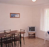 JJ's Holiday Cottages - Butler Street - Coogee Beach Accommodation