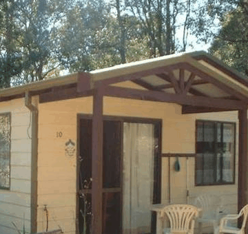 Gum Grove Chalets - Coogee Beach Accommodation