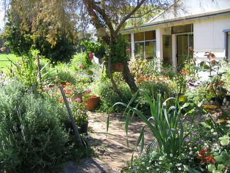 Warren Grange Farmstay And Bed & Breakfast - Coogee Beach Accommodation 0