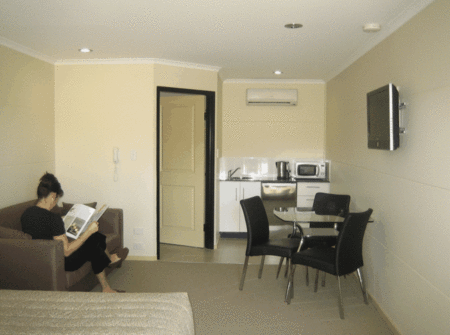 Balranald Club Motel - Coogee Beach Accommodation